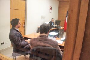 Gobernador Cogler no admitió injurias contra ex gobernadora y va a juicio