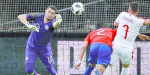 Arias: El 9º “argentino” que juega por La Roja
