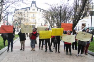 Padres y apoderados presentan recursos de protección por derecho a la educación