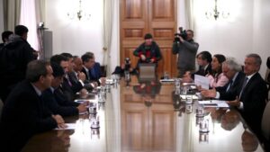 Oficialismo rechaza acusaciones de “sequía legislativa”