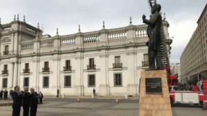 Anuncia que proyecto de ley que sanciona incivilidades incluirá destrozos en colegios