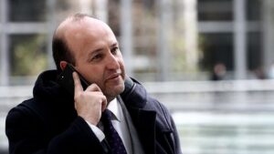 Guerra defiende su labor en el caso Penta y descarta postularse en el futuro como fiscal nacional