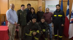 Entregan nuevos equipamientos digitales a Bomberos de Tierra del Fuego