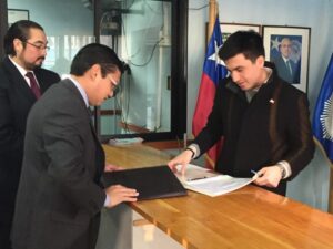 Gobernador Cogler denuncia filtración de oficio no emitido a Latam
