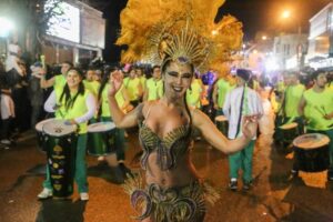 Más de 50 mil personas dieron vida al Carnaval de Invierno en Punta Arenas