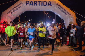 Con cifra récord de 4 mil participantes se desarrolló la gran Corrida Nocturna 2018