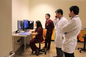 Evacuaron desde Natales a Punta Arenas al primer paciente tratado mediante telemedicina