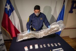 Diez años de cárcel pide la Fiscalía a dominicano que ingresó a la región “cripy” adosada a su cuerpo