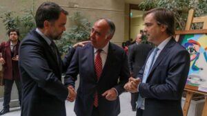 Chile Vamos defiende utilidad de moción de censura a mesa de la Cámara