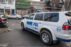 Hombre viola a menor de 13 años tras encuentro concertado por Internet