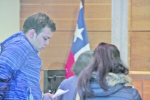 Condenan a cuidador de casa de reposo por negligencia en quemaduras de anciana