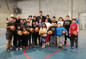 Con éxito se realizó clínica internacional de básquetbol en Porvenir
