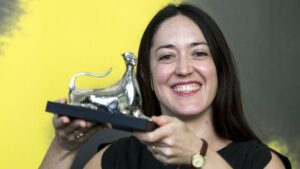 Chilena es la primera mujer en ganar premio en Festival de Locarno