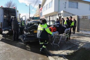 Choque por alcance dejó dos lesionadas en Av. España