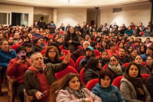 Apoderados le doblaron la mano a alcalde Radonich en plan de recuperación de clases
