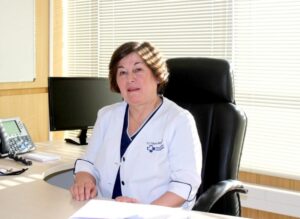 Enfermera universitaria es la nueva directora subrogante del HCM
