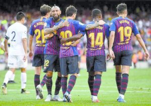 Vidal fue titular en triunfo de Barcelona sobre Boca Juniors