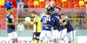 Universidad de Chile salió de la crisis goleando a Unión