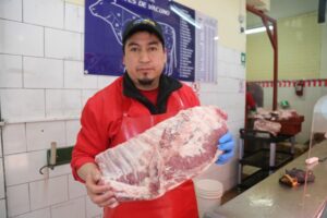 En Punta Arenas se puede hacer un asado de Fiestas Patrias para diez personas por menos de $50 mil