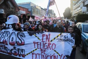 Mina Invierno iniciaría despidos en noviembre si no se aprueban tronaduras