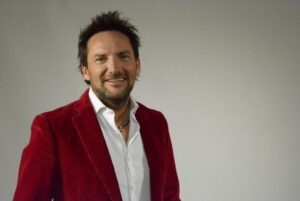 Ex “Huevo” consigue cerca de $2 millones en un par de horas para ayudar a auditor