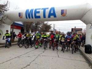 El Club Bories de Puerto Natales desarrolló con éxito su sexta versión de la Biatlón
