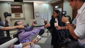Tribunal de Malasia retoma juicio contra chilenos