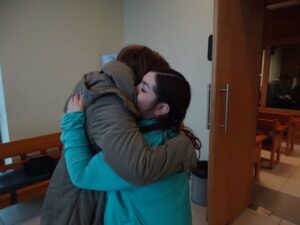 Absuelven a trío acusado de dos asaltos y agresiones