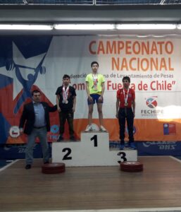 Destacada actuación de jóvenes pesistas magallánicos en Campeonato Nacional Sub 15