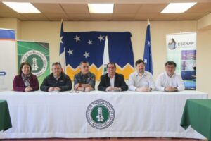 Sindicatos de ENAP se unen por temor  a rebaja de subsidio y Gobierno lo niega