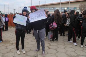 Liceo Experimental protestó por presencia de ratones y esta semana se realiza fumigación