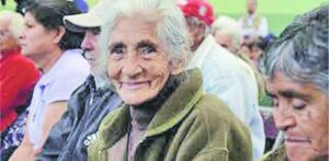 Geriatra pidió prioridad en atención de salud para adultos mayores