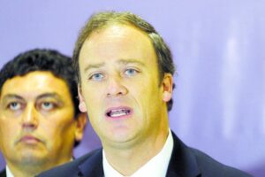 Ministro de Bienes Nacionales inicia visita a Magallanes