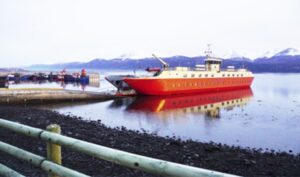 Ejecutivos de Tabsa renuevan proyecto de ferry Yaghan