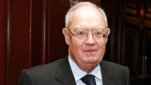 Fallece Francisco Orrego Vicuña, premio  nacional de Humanidades y Ciencias Sociales