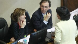 Comisión del Senado declara inconstitucional proyecto de Aula Segura