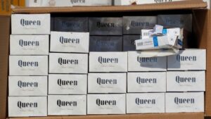 Estudio revela venta ilegal de cigarros en el 59% de las ferias formales de la capital