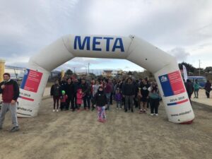 Más de 200 personas participaron en una caminata recreativa por la salud mental