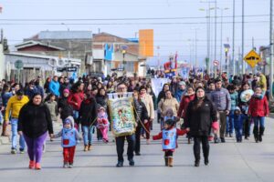 Multitudinaria concurrencia en celebración del 62 aniversario del Barrio 18 de Septiembre