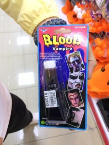 Algunos artículos para celebrar Halloween no cumplen la ley de etiquetado