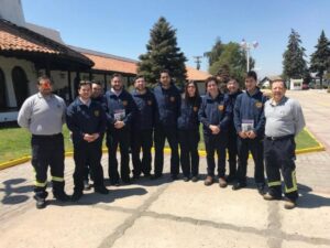 Más de 40 Bomberos de Punta Arenas  se certificaron en Santiago