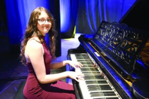 Pianista regional Pilar Delgado ofrecerá concierto gratuito a la comunidad