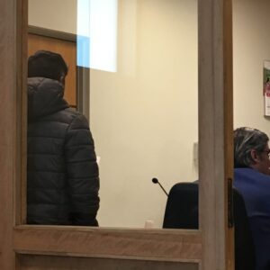 Mujer sufrió violenta agresión de su pareja quien la amenazó con un cuchillo