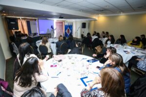 Líderes magallánicas buscan derribar barreras que dificultan su labor social