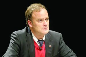“Los gobiernos piensan en la próxima elección y no en la próxima generación”