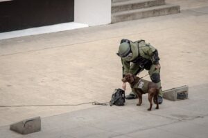 GOPE detonó bolso sospechoso que se encontraba frente a la Intendencia