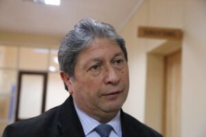 “El Gobierno se preocupa del alumno y el profesor”