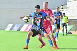 Huachipato venció a La Calera y se instaló en zona de clasificación a la Sudamericana