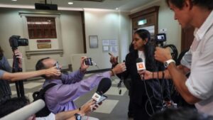 Paramédico que atendió a víctima se retracta y admite que no hizo su labor correctamente
