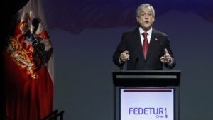 Gobierno valora potencial turístico de Chile como industria clave para llegar al desarrollo